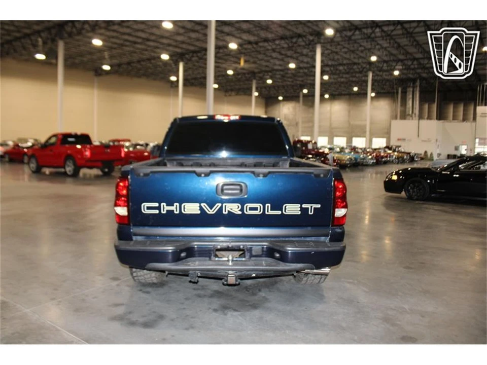 2007 Chevrolet Silverado - Image 5 of 31