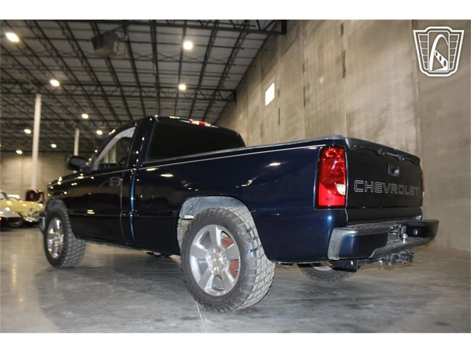 2007 Chevrolet Silverado - Image 20 of 31