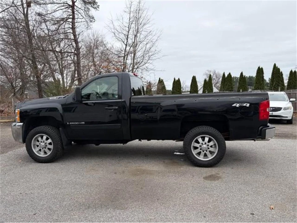 2007 Chevrolet Silverado - Image 19 of 20