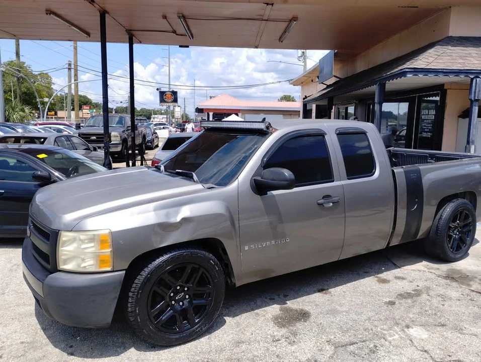 2007 Chevrolet Silverado 1st Gen - Image 2 of 14