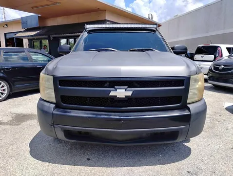 2007 Chevrolet Silverado (Classic) 1500 Extended Cab SS Pickup 4D 6 1/2 ft