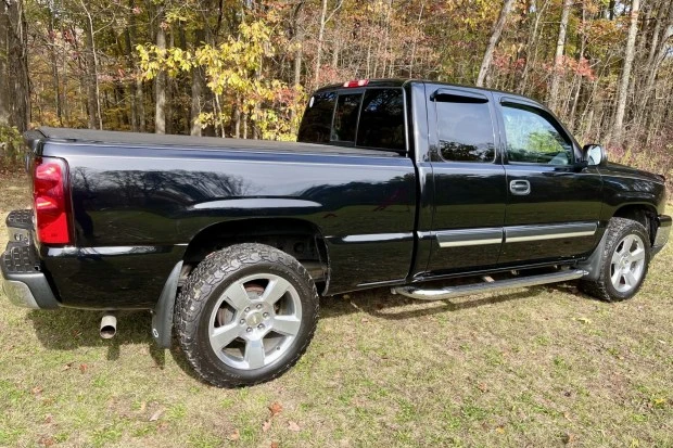 2007 Chevrolet Silverado 1st Gen - Image 2 of 8