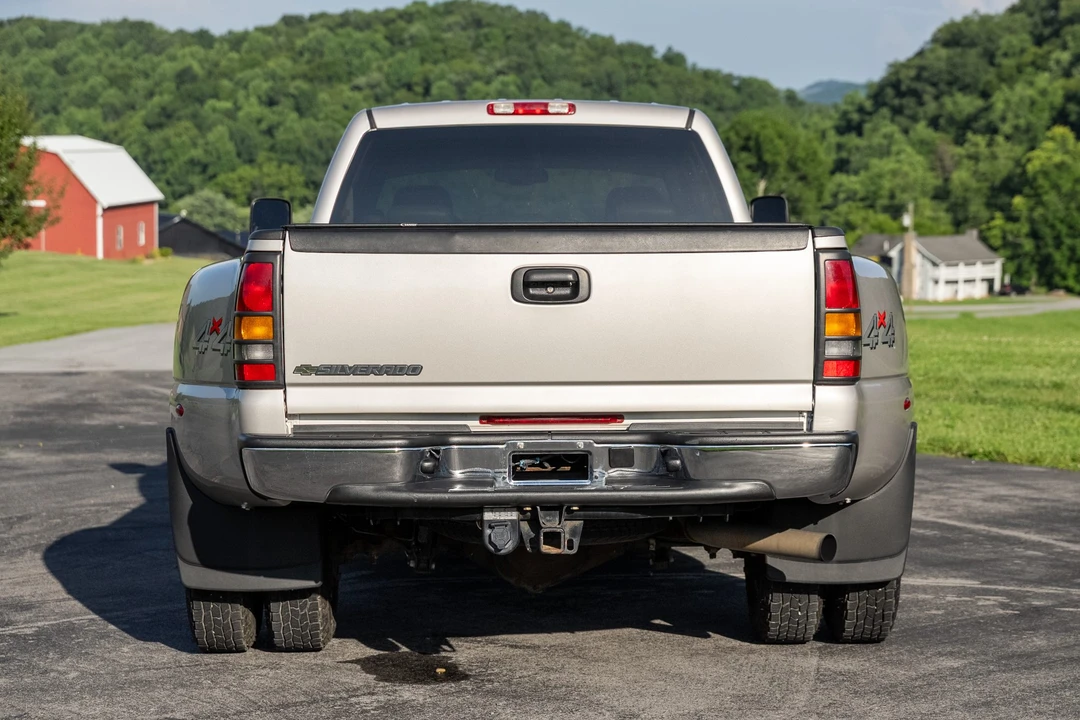 2007 Chevrolet Silverado Heavy Duty 1st Gen - Image 7 of 31