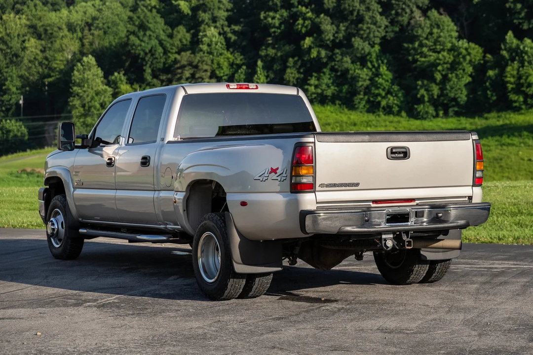 2007 Chevrolet Silverado Heavy Duty 1st Gen - Image 11 of 31