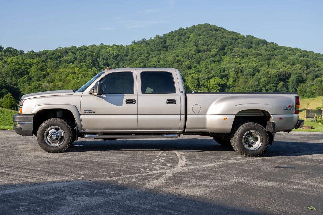 2007 Chevrolet Silverado Heavy Duty 1st Gen - Image 13 of 31
