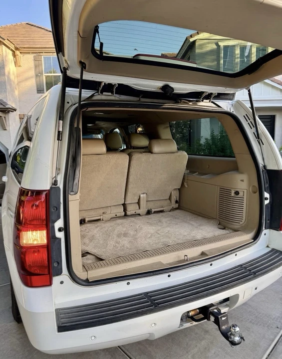 2007 Chevrolet Suburban 10th Gen - Image 6 of 12
