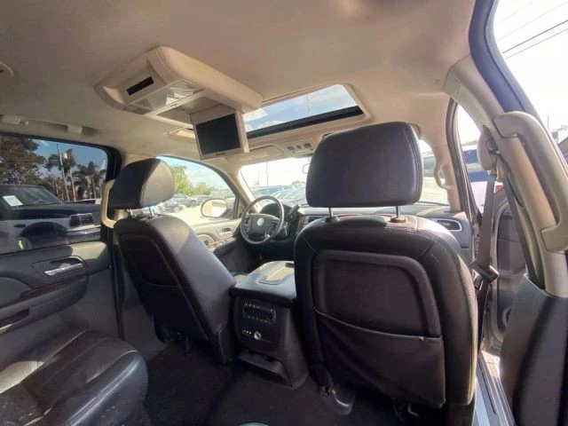 2007 Chevrolet Suburban 10th Gen - Image 9 of 21