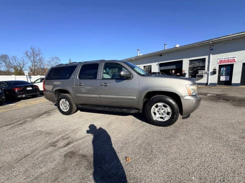 2007 Chevrolet Suburban 10th Gen - Image 7 of 12