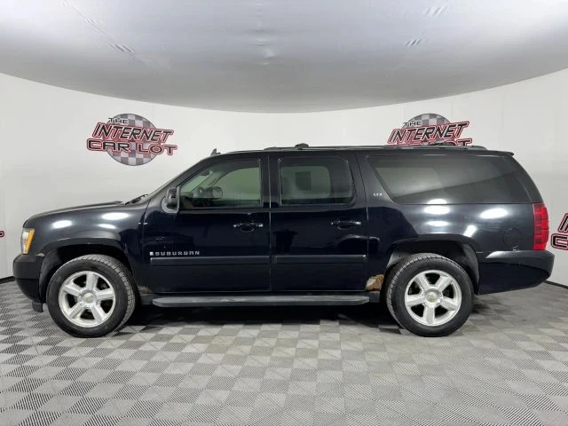 2007 Chevrolet Suburban 10th Gen - Image 4 of 12