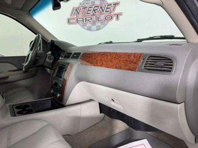 2007 Chevrolet Suburban 10th Gen - Image 12 of 12