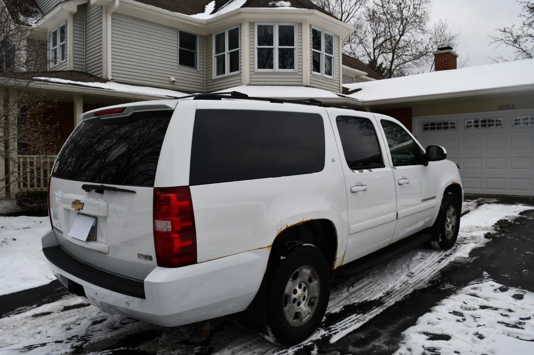 2007 Chevrolet Suburban 10th Gen - Image 5 of 15