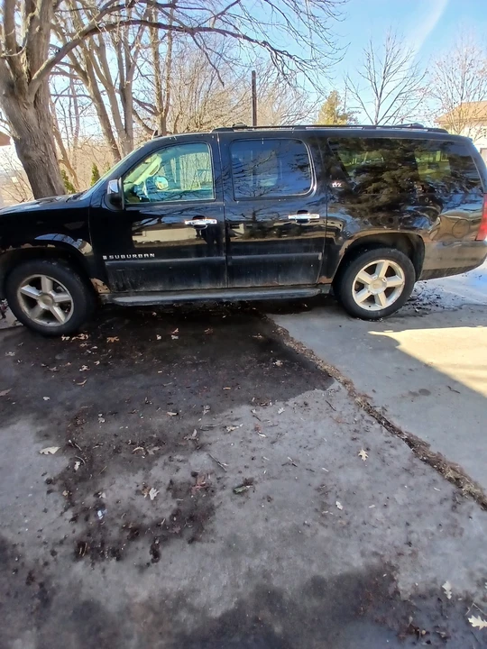2007 Chevrolet Suburban 10th Gen - Image 3 of 6