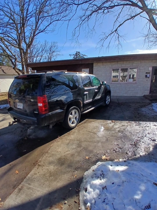 2007 Chevrolet Suburban 10th Gen - Image 5 of 6