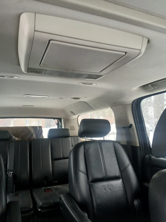 2007 Chevrolet Suburban 10th Gen - Image 8 of 9
