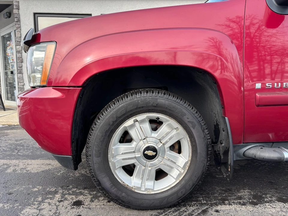 2007 Chevrolet Suburban 10th Gen - Image 10 of 21