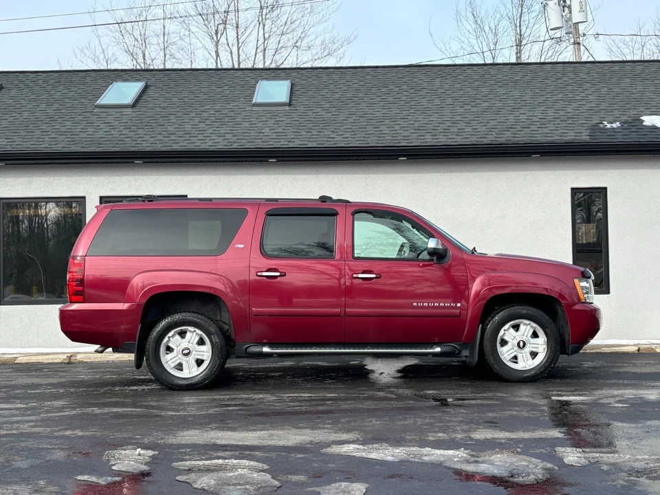 2007 Chevrolet Suburban 10th Gen - Image 5 of 21