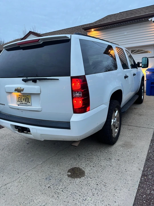 2007 Chevrolet Suburban 10th Gen - Image 23 of 31