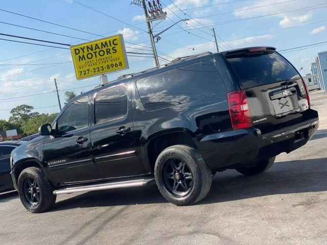 2007 Chevrolet Suburban 10th Gen - Image 4 of 12