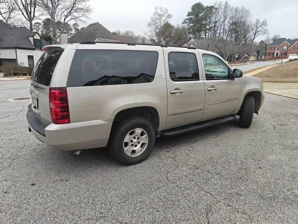 2007 Chevrolet Suburban 10th Gen - Image 5 of 17