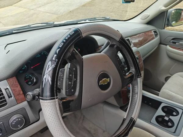 2007 Chevrolet Suburban 10th Gen - Image 11 of 17