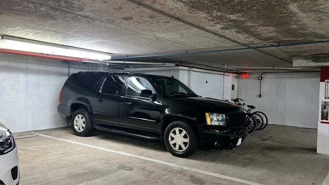 2007 Chevrolet Suburban 10th Gen - Image 16 of 18