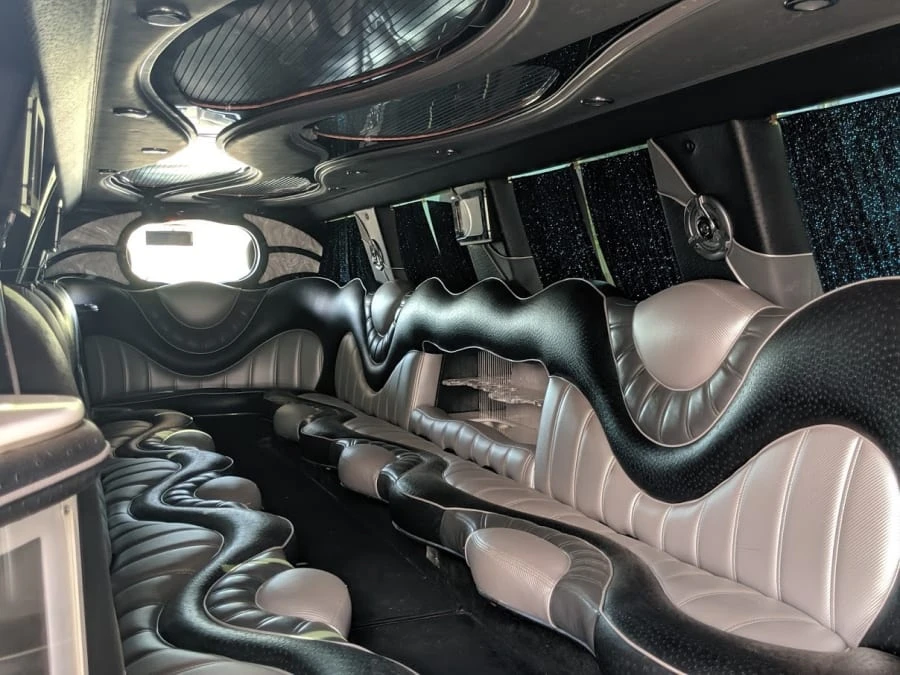 2007 Chevrolet Suburban 10th Gen - Image 8 of 10