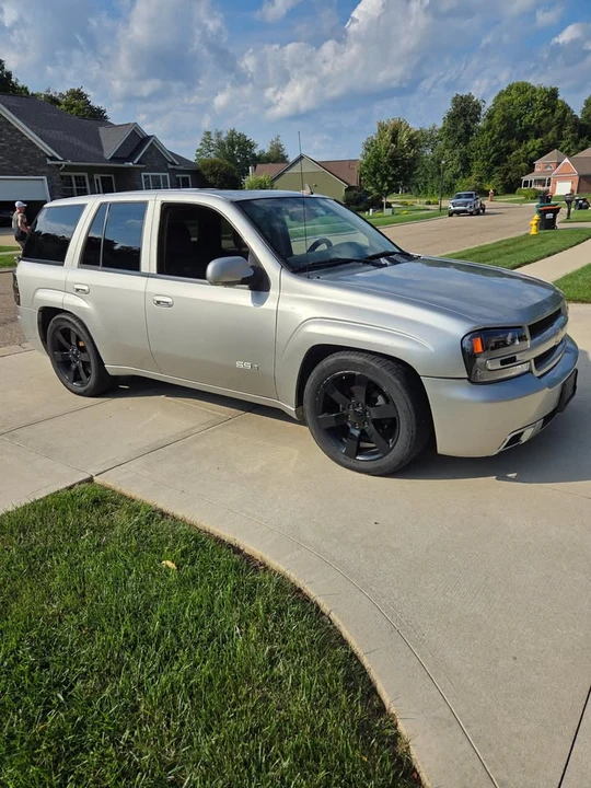 2007 Chevrolet Trailblazer - Image 2 of 9