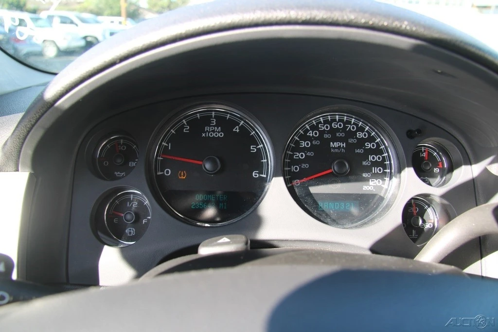 2007 Chevrolet Tahoe 3rd Gen - Image 13 of 21