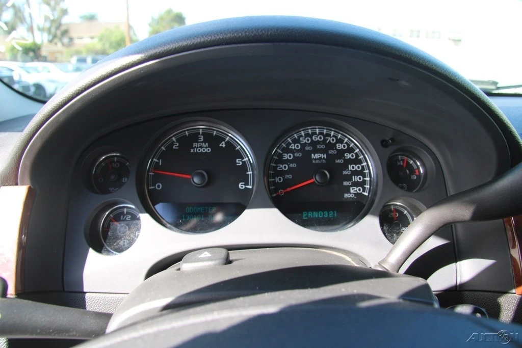 2007 Chevrolet Tahoe 3rd Gen - Image 14 of 21