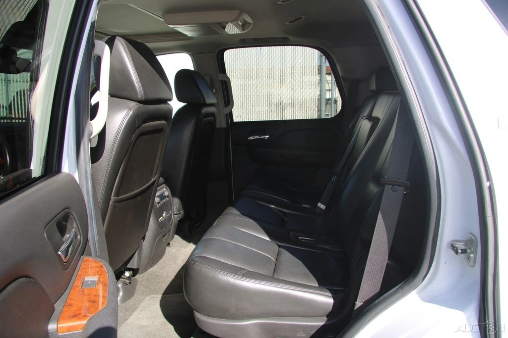 2007 Chevrolet Tahoe 3rd Gen - Image 19 of 21