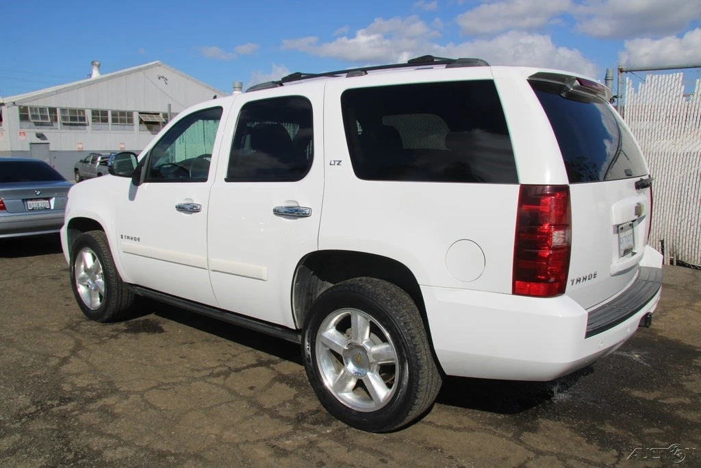 2007 Chevrolet Tahoe 3rd Gen - Image 4 of 21