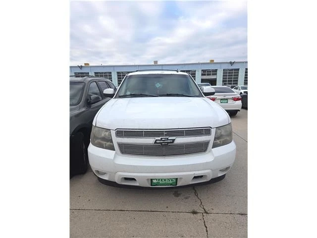 2007 Chevrolet Tahoe 3rd Gen - Image 2 of 11