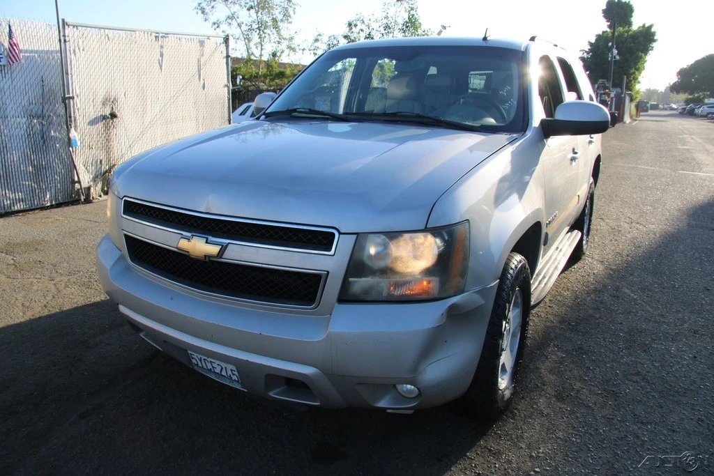 2007 Chevrolet Tahoe 3rd Gen - Image 2 of 21