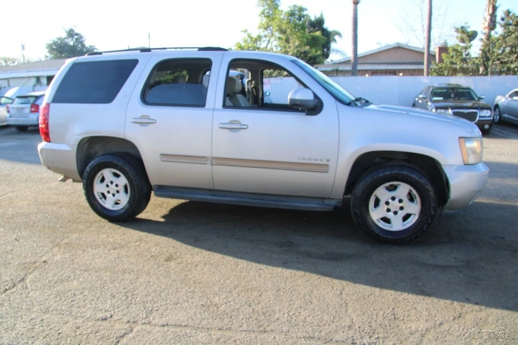 2007 Chevrolet Tahoe 3rd Gen - Image 10 of 21