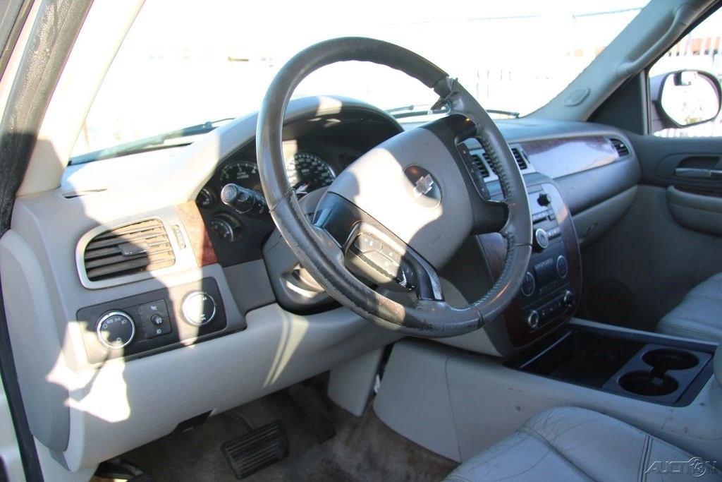 2007 Chevrolet Tahoe 3rd Gen - Image 16 of 21
