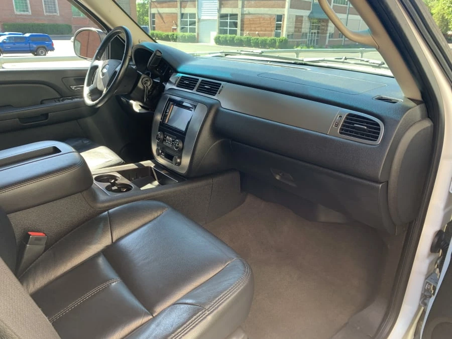 2007 Chevrolet Tahoe 3rd Gen - Image 6 of 8