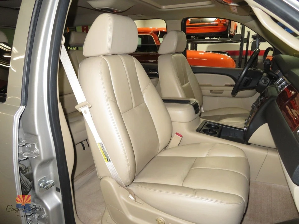 2007 Chevrolet Tahoe 3rd Gen - Image 5 of 16