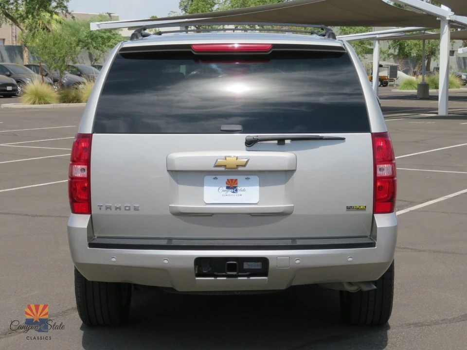 2007 Chevrolet Tahoe 3rd Gen - Image 9 of 16