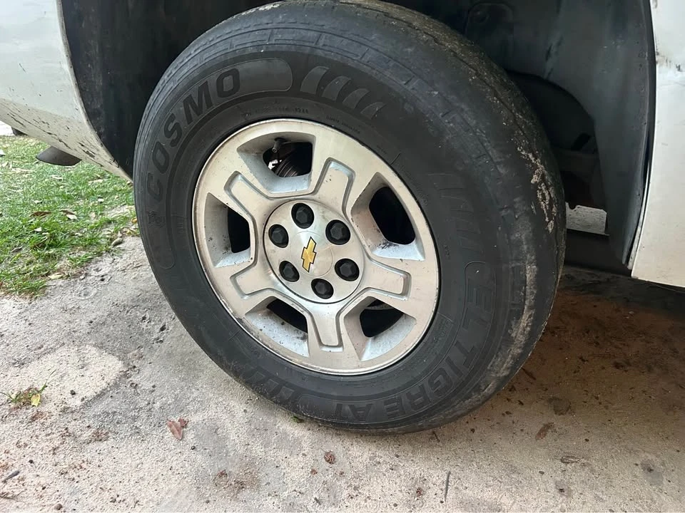 2007 Chevrolet Tahoe 3rd Gen - Image 12 of 15