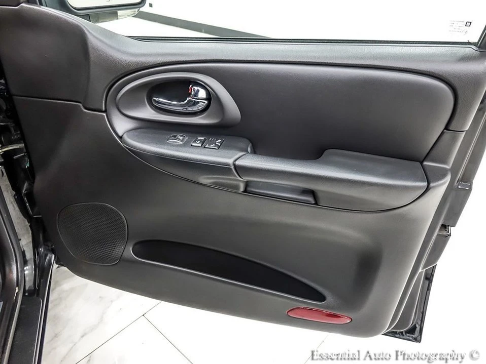 2007 Chevrolet Trailblazer - Image 11 of 15