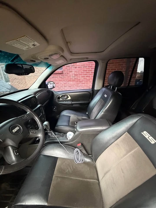 2007 Chevrolet Trailblazer - Image 14 of 16