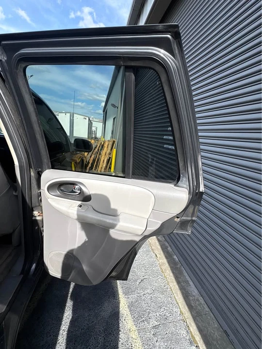 2007 Chevrolet Trailblazer - Image 12 of 19