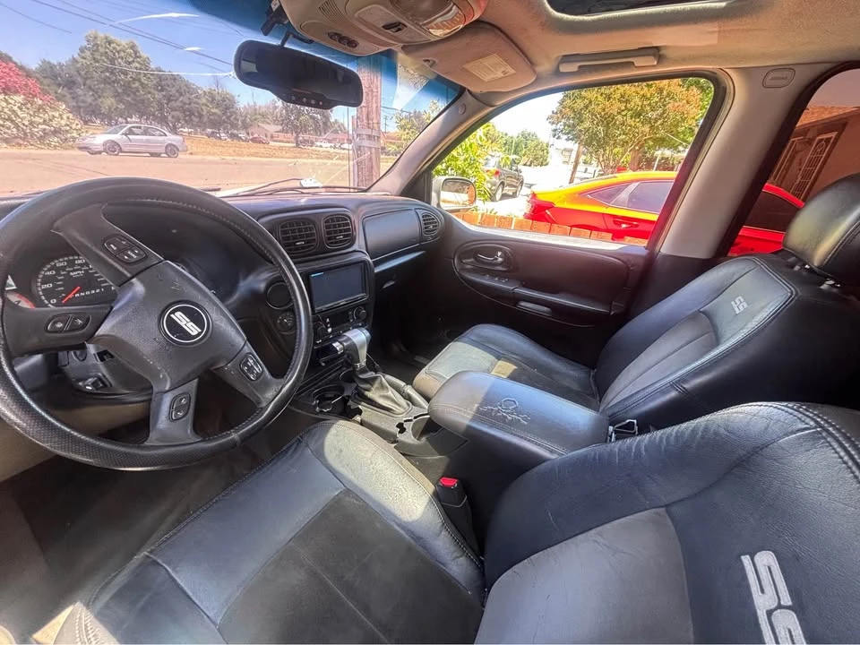 2007 Chevrolet Trailblazer - Image 7 of 8