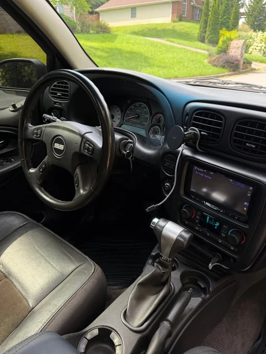 2007 Chevrolet Trailblazer - Image 7 of 14