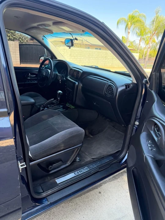 2007 Chevrolet Trailblazer - Image 11 of 13