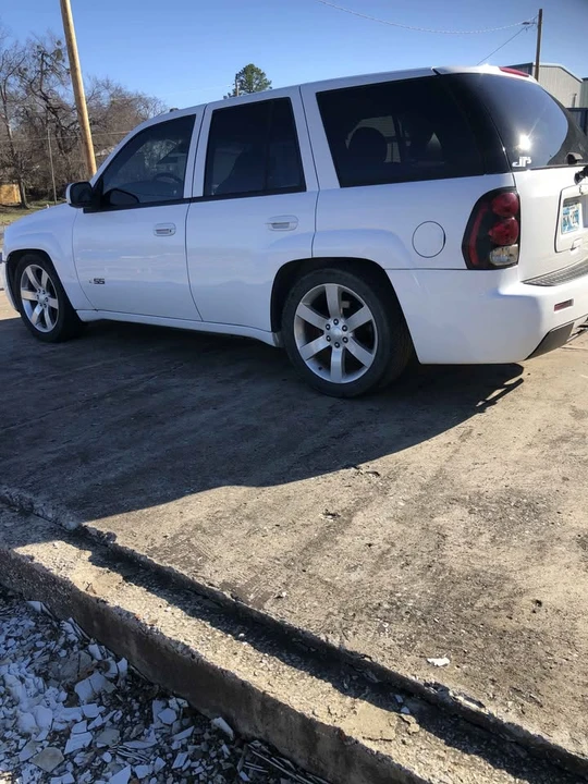 2007 Chevrolet Trailblazer - Image 3 of 10
