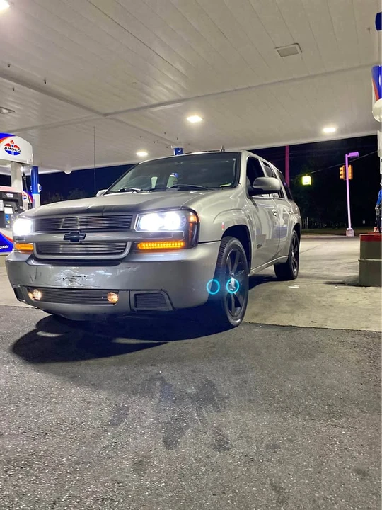 2007 Chevrolet Trailblazer - Image 2 of 8