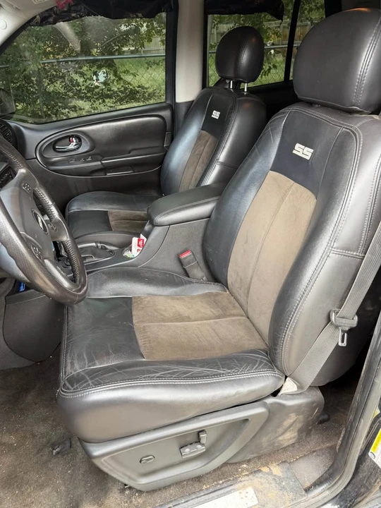 2007 Chevrolet Trailblazer - Image 6 of 9