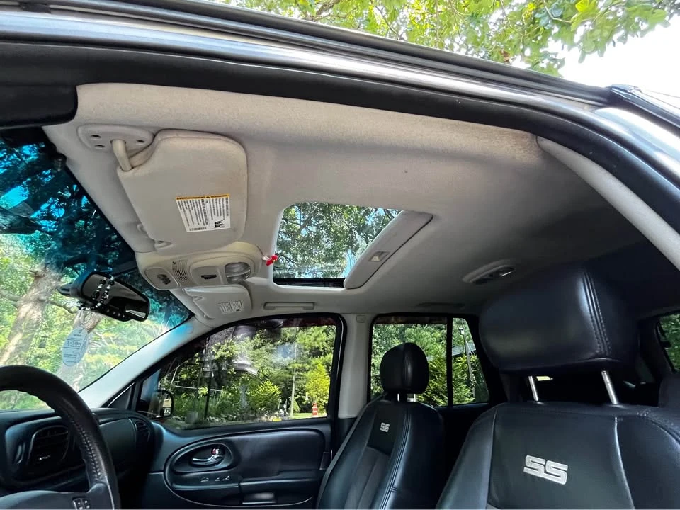 2007 Chevrolet Trailblazer - Image 2 of 19