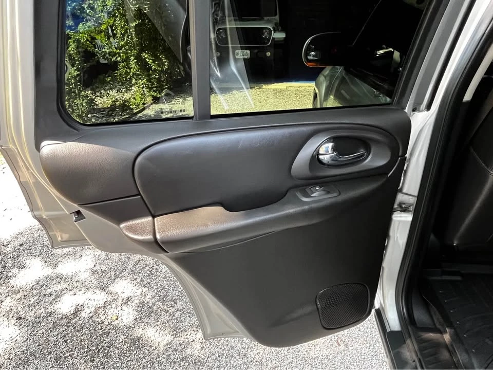 2007 Chevrolet Trailblazer - Image 6 of 19